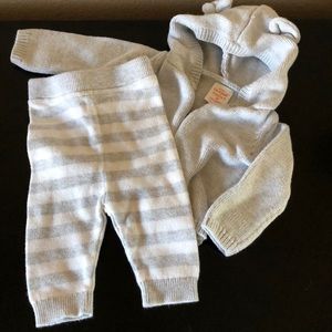 Cat and Jack unisex newborn outfit